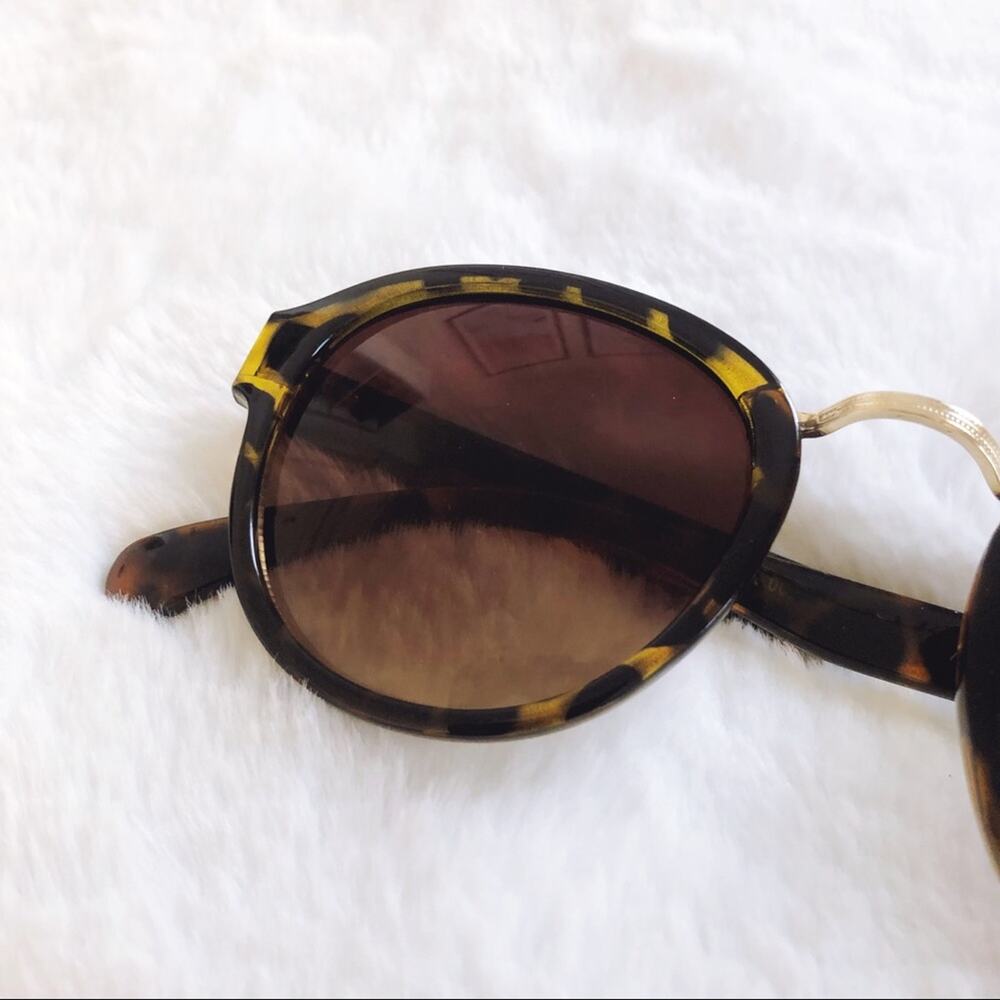 Mya Tortoise Brown Round Fashion Sunglasses - Picture 3 of 9